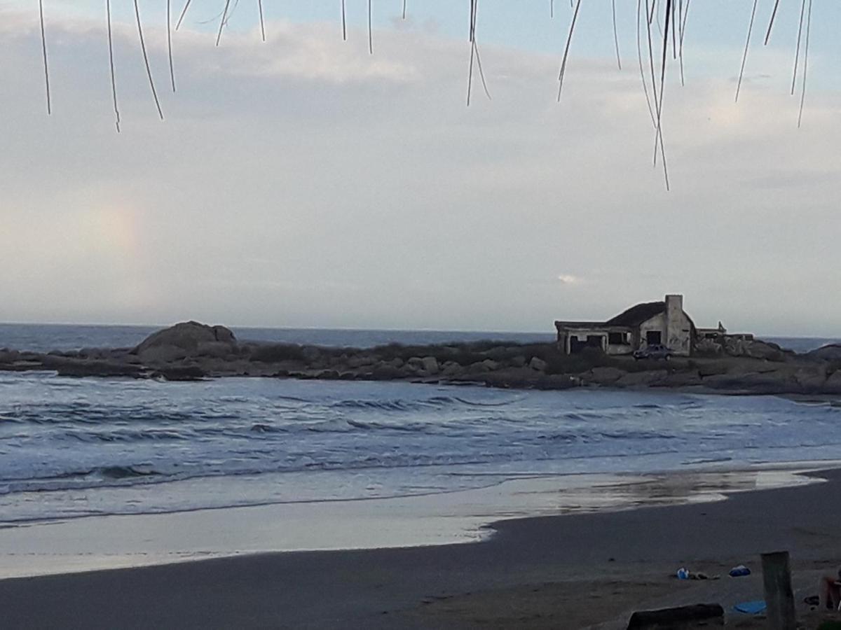 Cabanas Puerto Diablo Punta Del Diablo Esterno foto